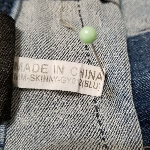 Mitzi Michel Embellished High Waisted 4-Button Skinny Jeans Sz 7 Juniors Sizing - Picture 10 of 10